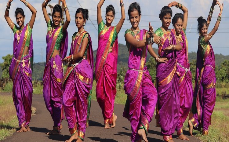  टिपरी नाच